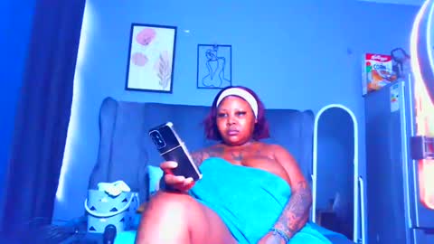 Pearl online show from 03-21-26, 04:17