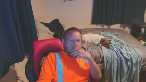 Snapshot of pecker40 chatting on 10-09-25, 12:08 pecker40 online show from 10-09-25, 12:08