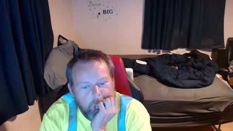 Snapshot of pecker40 chatting on 11-27-25, 02:24 pecker40 online show from 11-27-25, 02:24