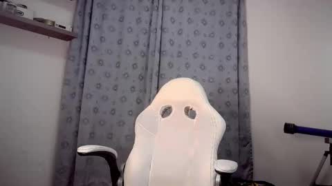 Pedro online show from 11-05-25, 02:44