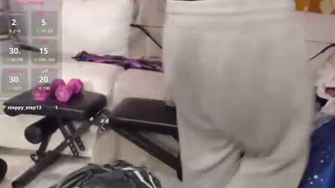 Snapshot of peekclimaxxx chatting on 02-13-25, 03:24 NEXT CHILL SESH 1130 930pm -ish PEEK online show from 02-13-25, 03:24