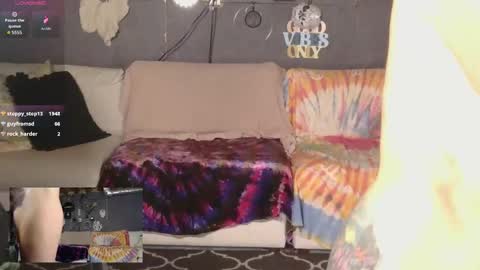 Snapshot of peekclimaxxx chatting on 10-16-25, 02:56 NEXT CHILL SESH 1130 930pm -ish PEEK online show from 10-16-25, 02:56