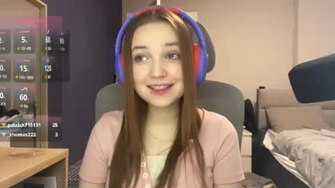 Luna Vale online show from 08-01-26, 06:07