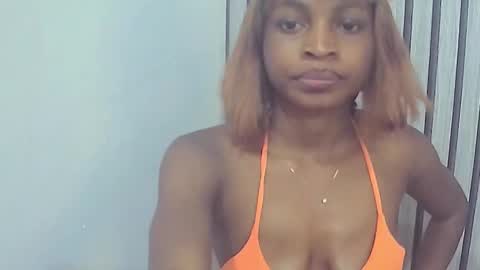 Lizzy online show from 10-09-25, 01:53