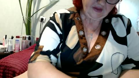 Snapshot of peggysoft chatting on 06-14-26, 12:30 PeggySoft online show from 06-14-26, 12:30