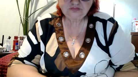 Snapshot of peggysoft chatting on 06-16-26, 10:45 PeggySoft online show from 06-16-26, 10:45