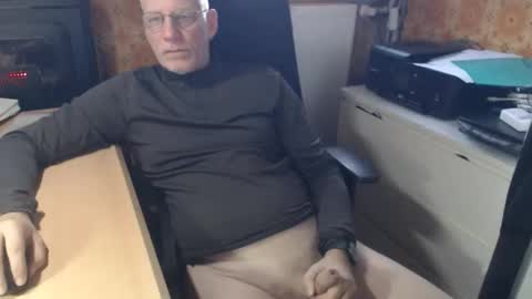 Pemue65 online show from 11-05-25, 07:08