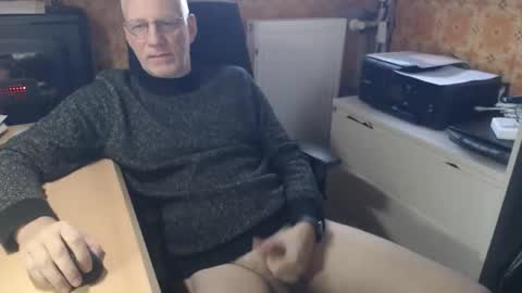 Pemue65 online show from 12-02-25, 07:57