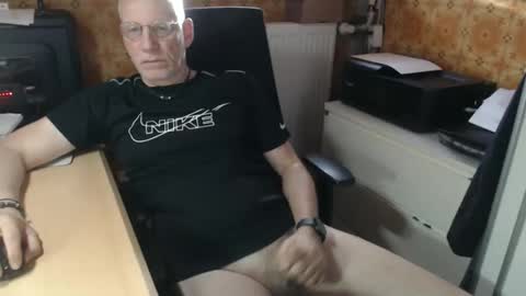 Pemue65 online show from 06-08-26, 05:08