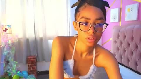 Snapshot of peneelopeecute chatting on 01-12-26, 08:25 peneelopeecute online show from 01-12-26, 08:25