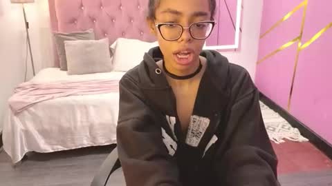 Snapshot of peneelopeecute chatting on 02-05-26, 08:46 peneelopeecute online show from 02-05-26, 08:46