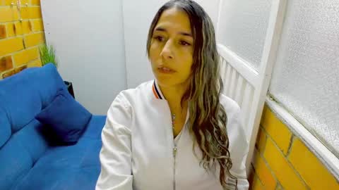 Snapshot of penelope47 chatting on 02-22-25, 07:47 Penelope online show from 02-22-25, 07:47