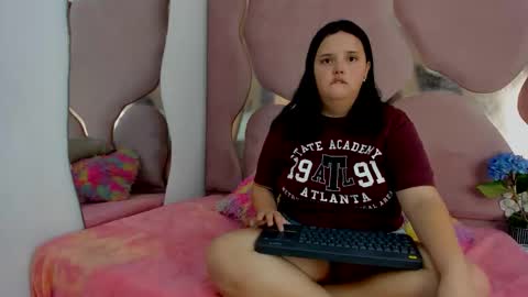 Snapshot of penelope_starht chatting on 02-06-26, 07:28 penelope_starht online show from 02-06-26, 07:28