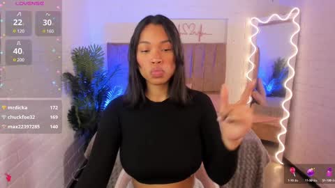 Snapshot of penelope_tay chatting on 03-10-25, 06:49 penelope online show from 03-10-25, 06:49