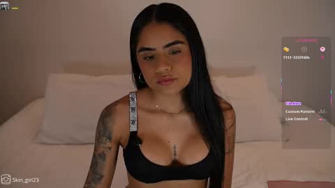 Snapshot of penelopesexx_ chatting on 10-17-25, 09:39 penelopesexx_ online show from 10-17-25, 09:39