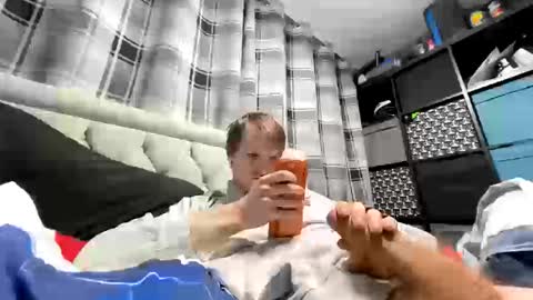 Penguin online show from 03-10-26, 09:53