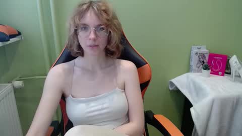 Snapshot of penny_lust chatting on 11-21-25, 07:40 Penny online show from 11-21-25, 07:40