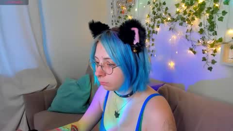 penny online show from 09-12-25, 02:44