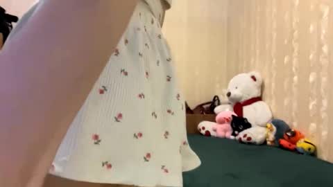 Margot online show from 10-14-25, 01:12