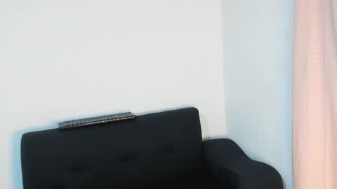 Snapshot of penpu chatting on 02-03-25, 01:40   online show from 02-03-25, 01:40