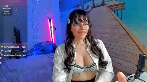 Snapshot of pepina_hot chatting on 11-13-25, 05:01 pepina_hot online show from 11-13-25, 05:01