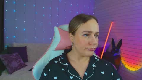 Dia  online show from 03-04-25, 10:46