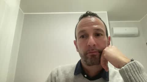 Snapshot of peppinslosqualo chatting on 01-05-25, 02:17 peppinslosqualo online show from 01-05-25, 02:17