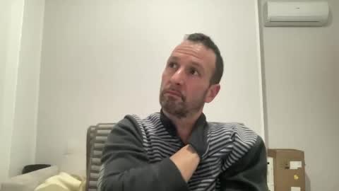 Snapshot of peppinslosqualo chatting on 02-05-25, 08:57 peppinslosqualo online show from 02-05-25, 08:57