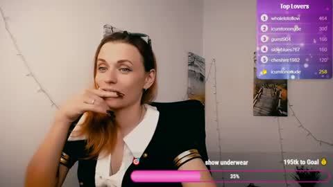 Snapshot of peppymia chatting on 07-23-26, 07:06 Mia online show from 07-23-26, 07:06