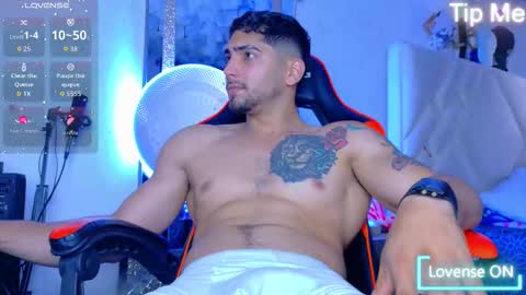 Snapshot of perfec_king00 chatting on 11-10-25, 02:27 Jacob online show from 11-10-25, 02:27