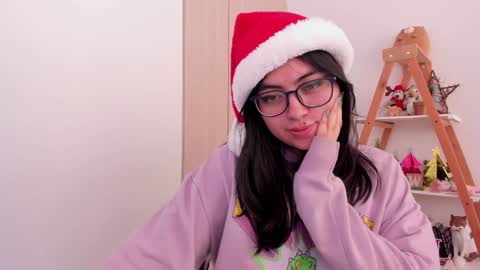 Snapshot of perfect__ana chatting on 12-22-24, 03:55 Sarah Ana Banana online show from 12-22-24, 03:55
