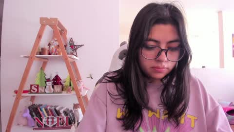 Snapshot of perfect__ana chatting on 12-31-24, 01:08 Sarah Ana Banana online show from 12-31-24, 01:08