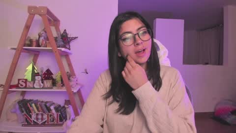 Snapshot of perfect__ana chatting on 01-06-25, 01:20 Sarah Ana Banana online show from 01-06-25, 01:20