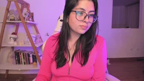 Snapshot of perfect__ana chatting on 01-21-25, 06:43 Sarah Ana Banana online show from 01-21-25, 06:43