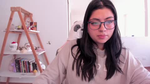 Snapshot of perfect__ana chatting on 02-04-25, 06:49 Sarah Ana Banana online show from 02-04-25, 06:49