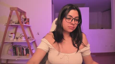 Snapshot of perfect__ana chatting on 02-06-25, 05:46 Sarah Ana Banana online show from 02-06-25, 05:46