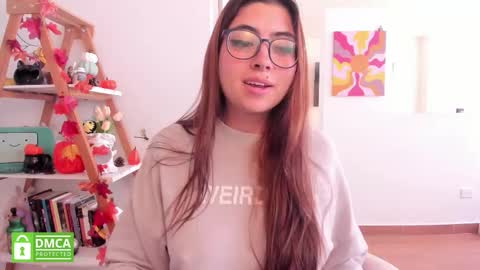 Sarah Ana Banana online show from 11-06-25, 07:04