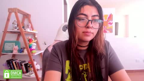 Sarah Ana Banana online show from 03-11-26, 04:35