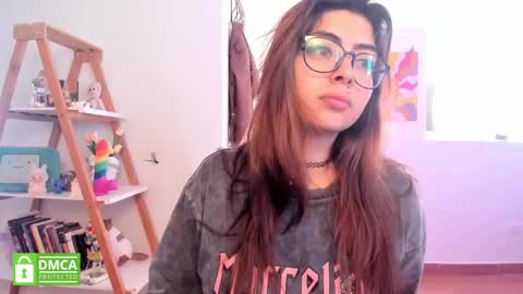 Sarah Ana Banana online show from 03-31-26, 03:56