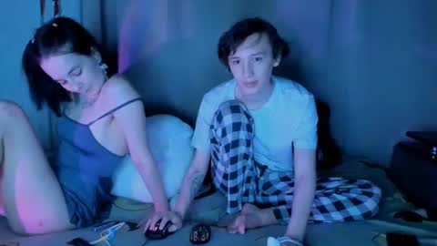 Snapshot of perfect_couplexx chatting on 07-15-26, 08:14 Lina and John online show from 07-15-26, 08:14