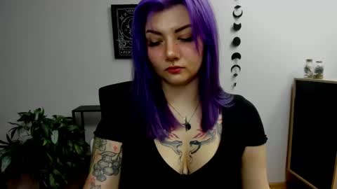 Gabbie online show from 12-12-24, 02:55