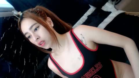 Snapshot of perfect_suckerqueen69 chatting on 10-27-25, 12:26 Sweet Gwen online show from 10-27-25, 12:26