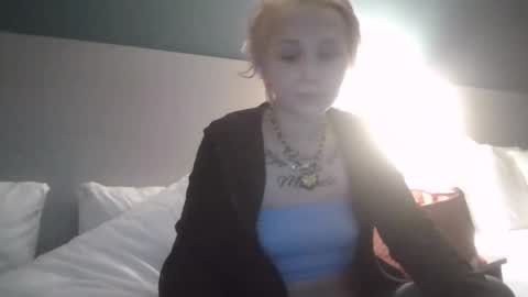 perfectly222peachy online show from 12-21-25, 05:36