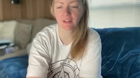 Nelly online show from 01-12-26, 03:28