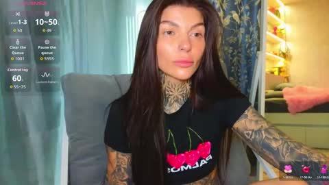 Anna online show from 04-12-26, 10:31