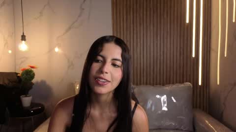 Snapshot of perla_lovely chatting on 05-02-26, 12:43 perla_lovely online show from 05-02-26, 12:43