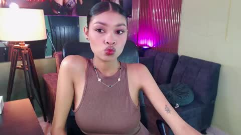 Perla online show from 04-18-26, 11:47