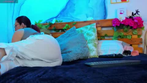 Perla Franco online show from 09-12-25, 08:47