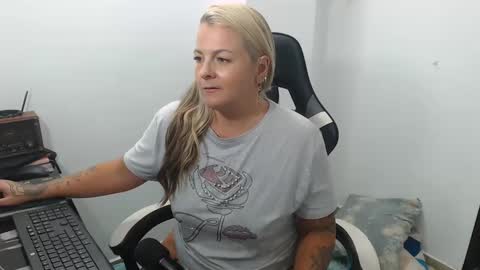 goloza online show from 09-27-25, 04:06