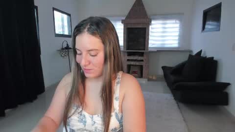 Marie online show from 03-06-25, 12:19